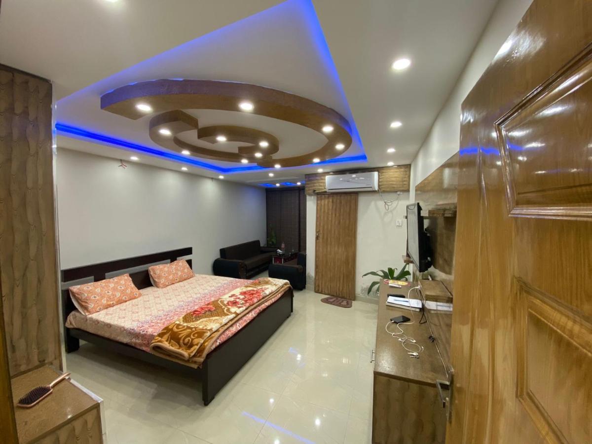 One Bed Lovely Apartment Rawalpindi Buitenkant foto